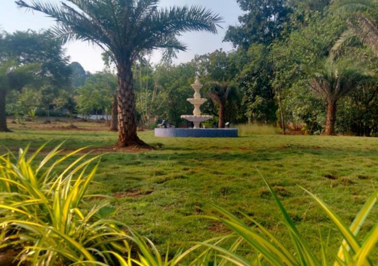 Grand Celebration Resort نيرال المظهر الخارجي الصورة